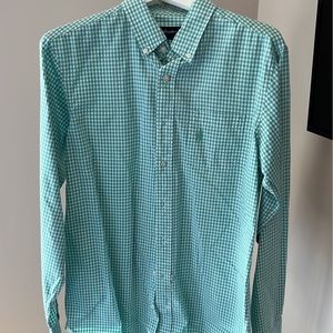 Johnnie O Button Down Shirt